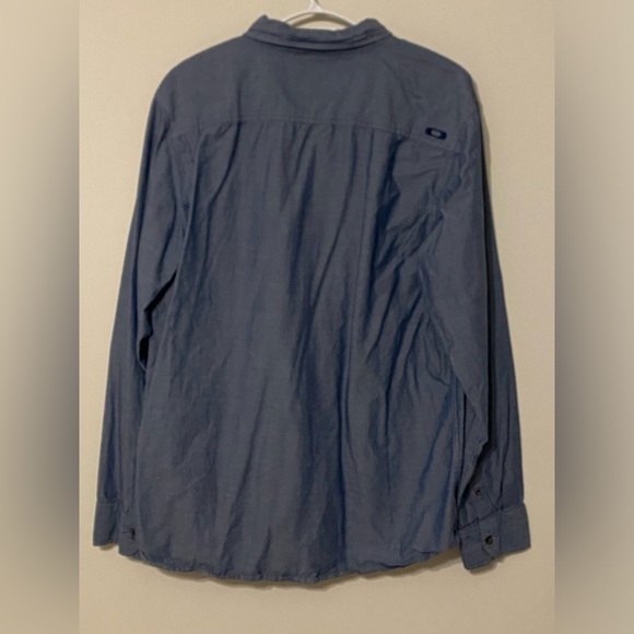 Oakley button up blue men's large shirt - Picture 2 of 5